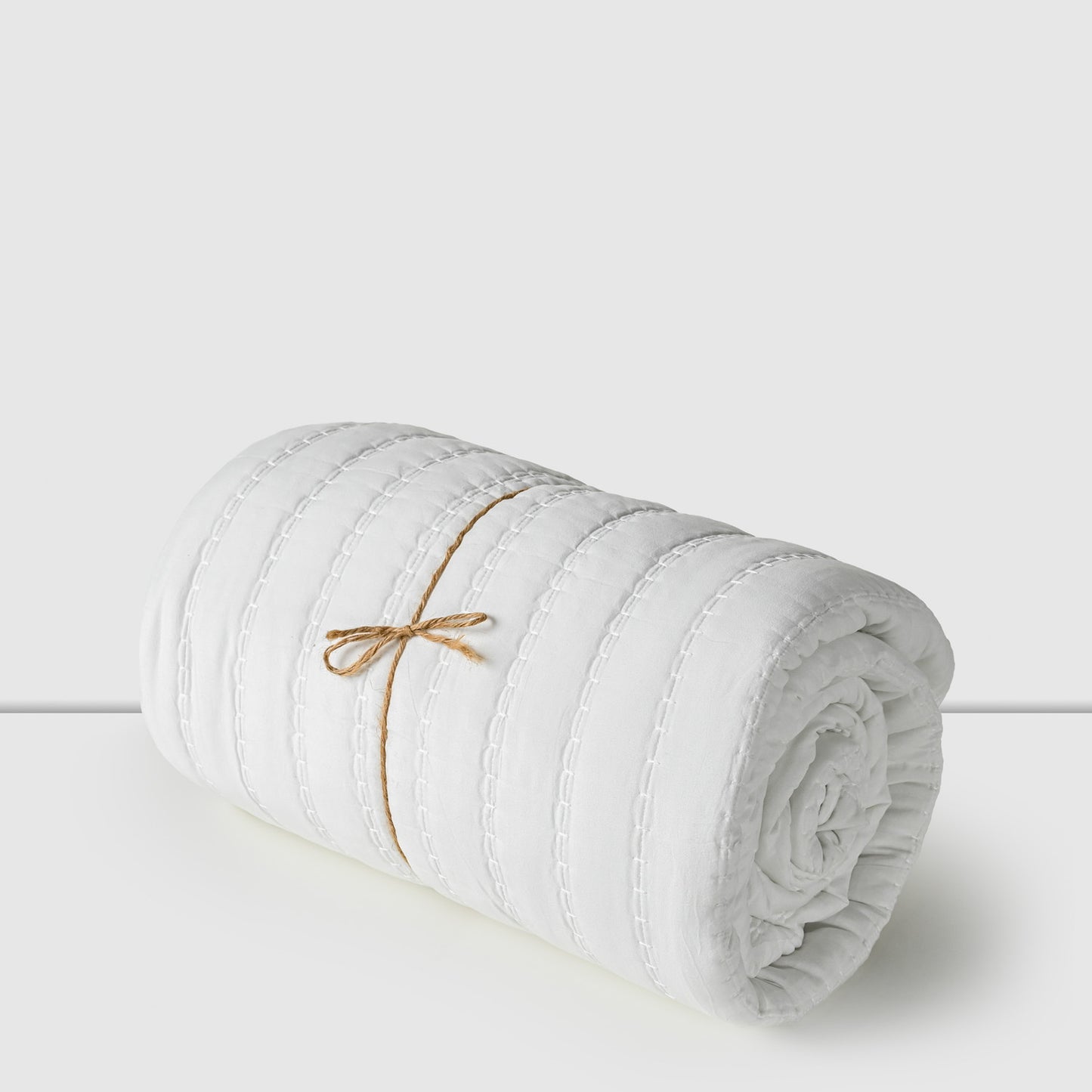 Cubrecama De Verano Quilt King + 2 fundas Stonewash Blanco Cannon
